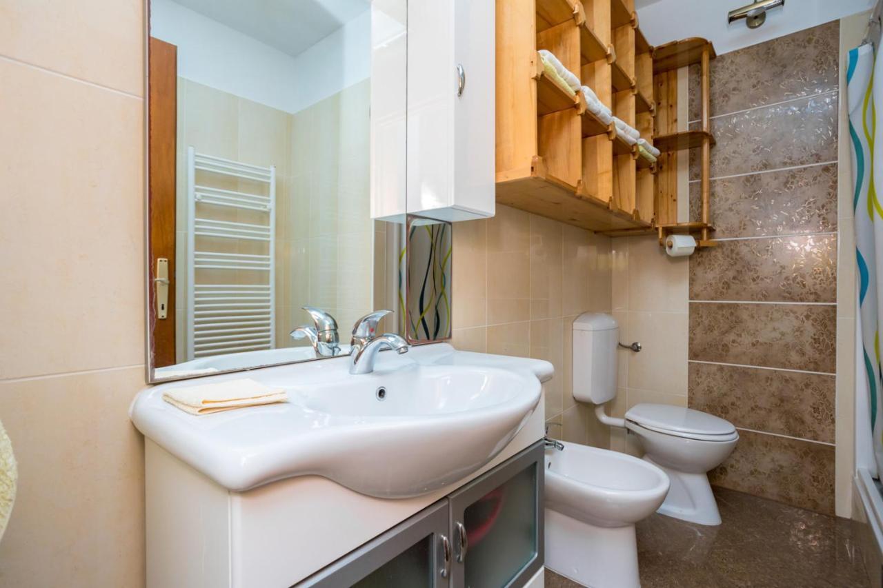 Apartment Jakovac By El-Pi Tours Nijvice Zewnętrze zdjęcie