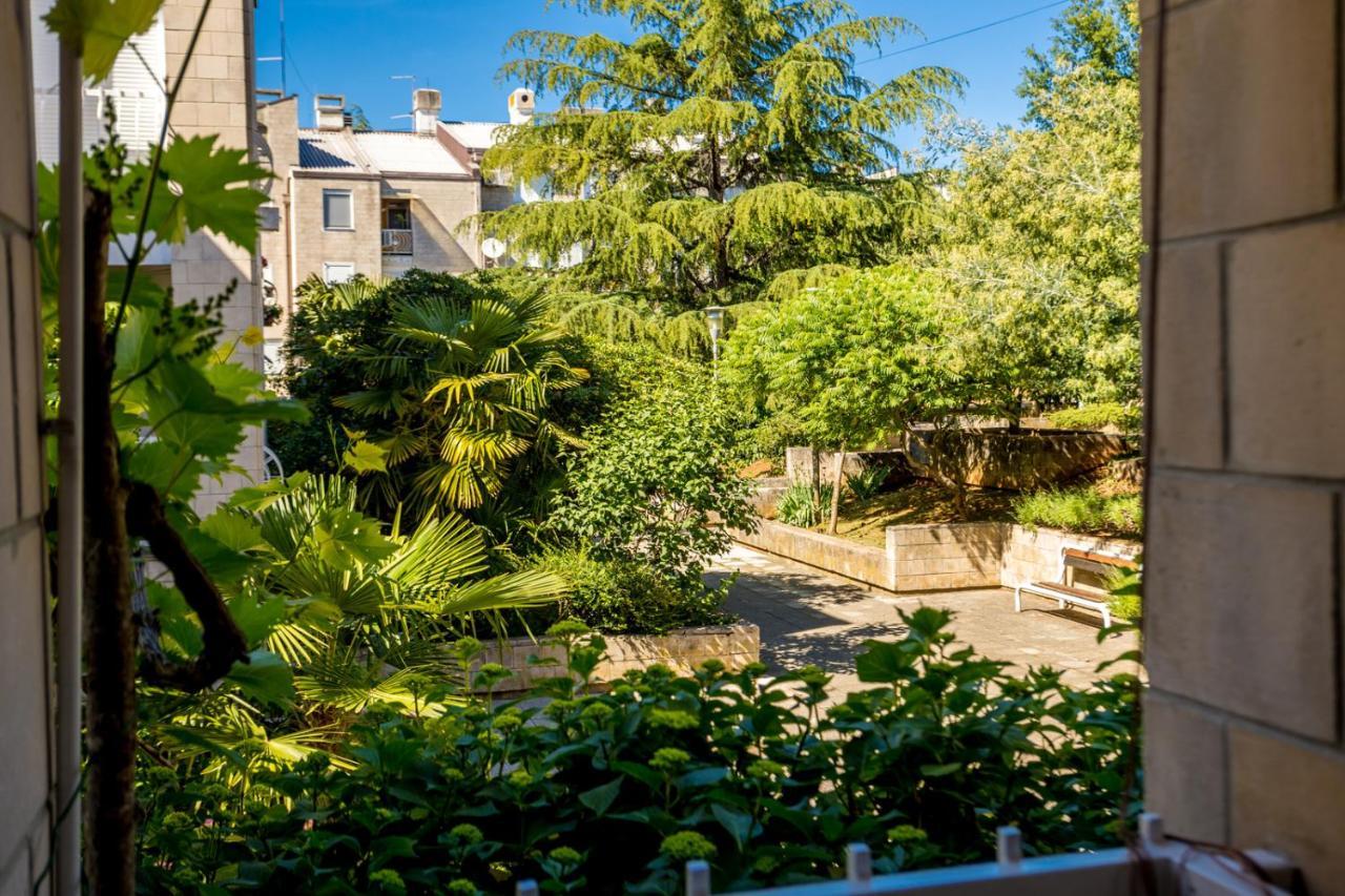 Apartment Jakovac By El-Pi Tours Nijvice Zewnętrze zdjęcie