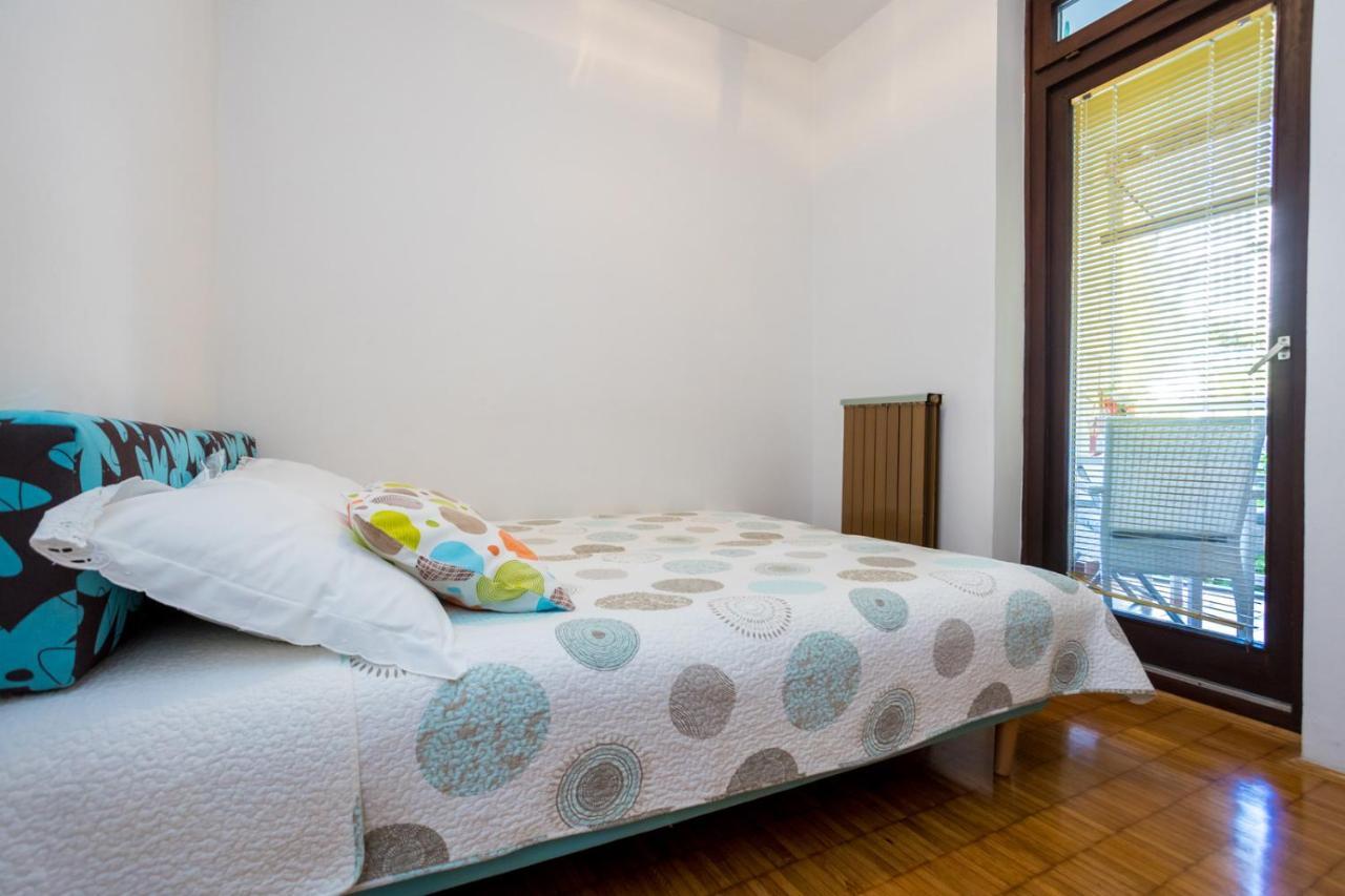 Apartment Jakovac By El-Pi Tours Nijvice Zewnętrze zdjęcie