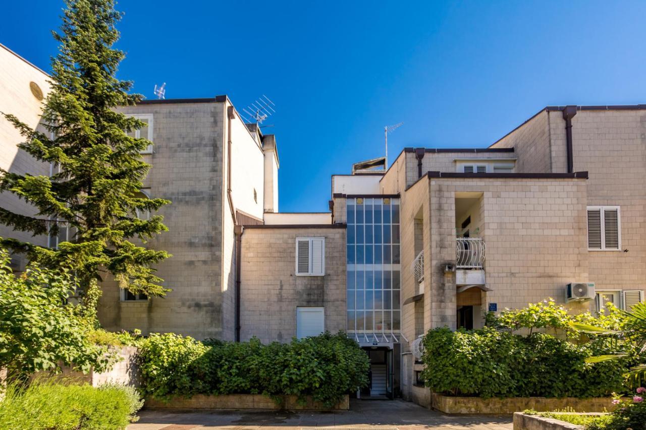 Apartment Jakovac By El-Pi Tours Nijvice Zewnętrze zdjęcie