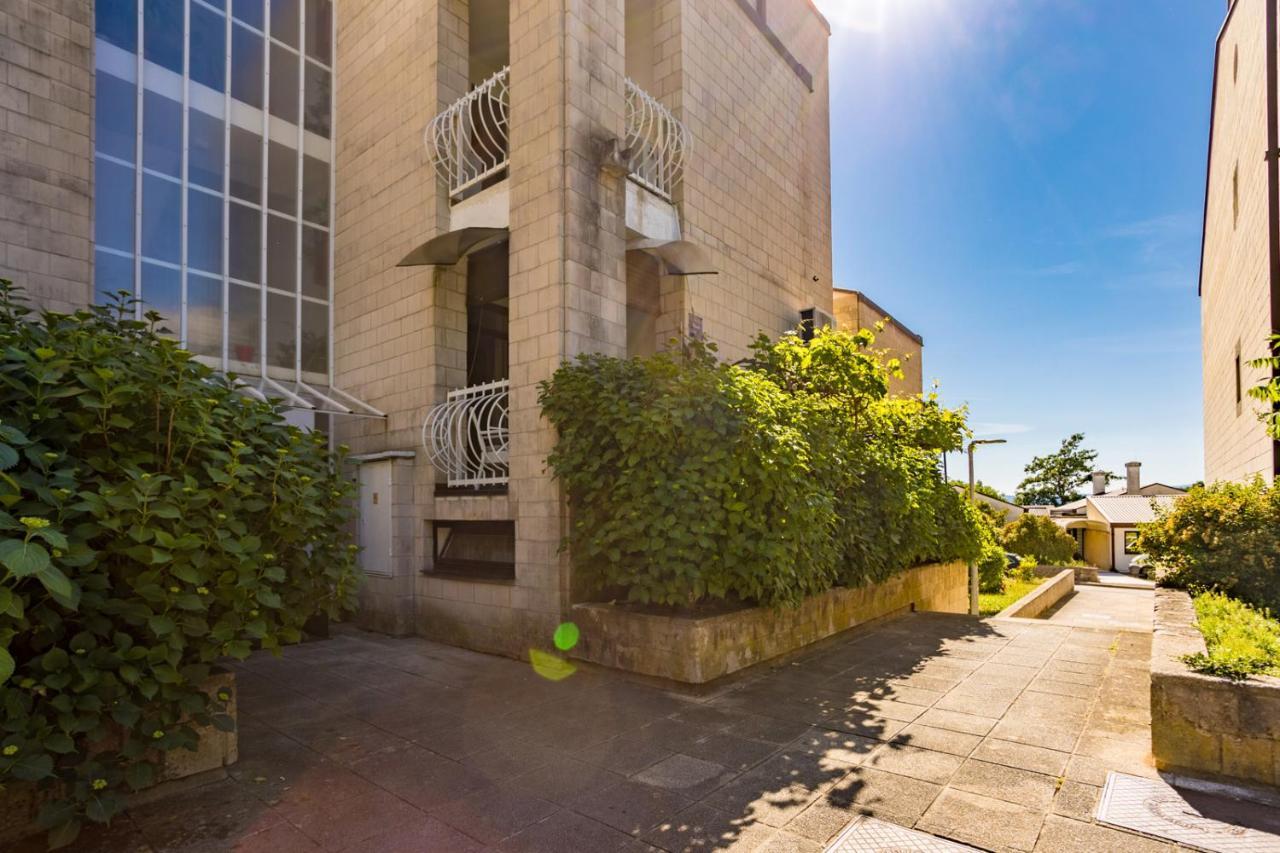 Apartment Jakovac By El-Pi Tours Nijvice Zewnętrze zdjęcie