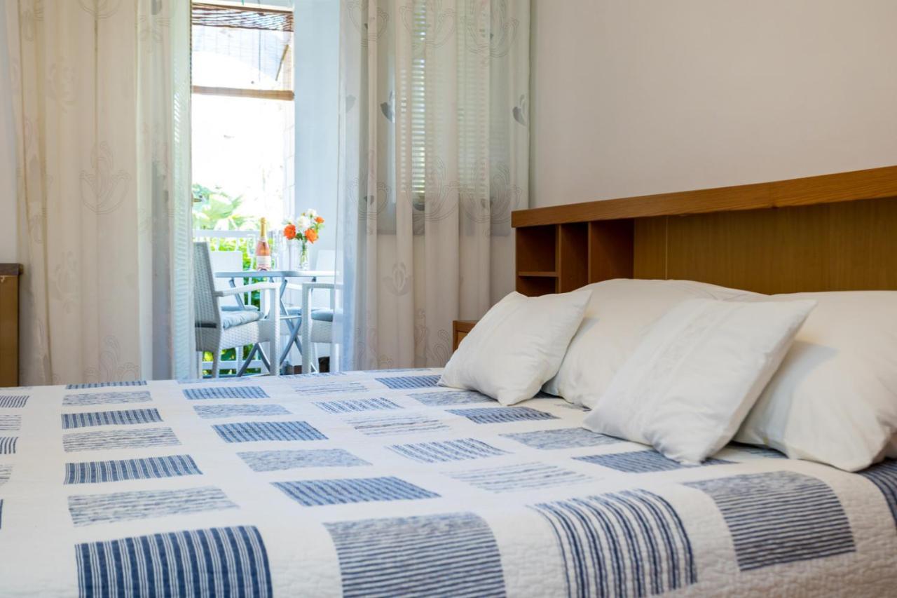 Apartment Jakovac By El-Pi Tours Nijvice Zewnętrze zdjęcie